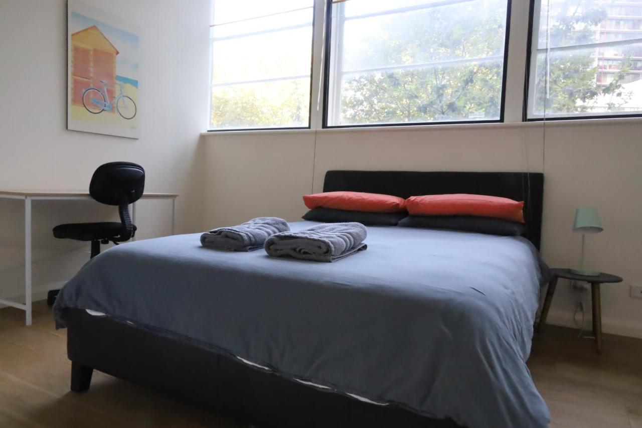 The Walkup Southbank Apartment เมลเบิร์น ภายนอก รูปภาพ